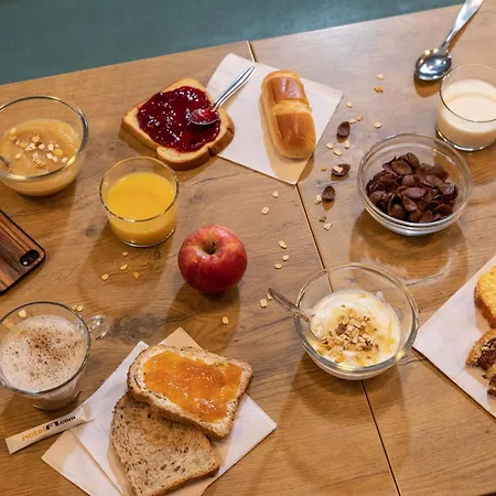 Hotelf1 Lyon Sud Renove *