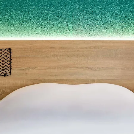 Hotelf1 Lyon Sud Renove Hotel