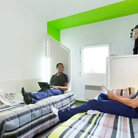 Hotel Hotelf1 Lyon Sud Rénové Oullins