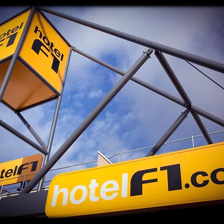 Hotelf1 Lyon Sud Rénové *