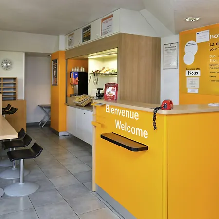 Hotel Hotelf1 Lyon Sud Renove *