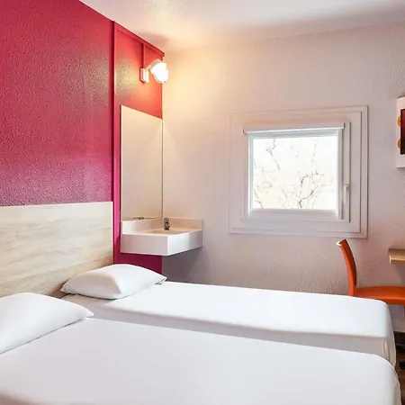Hotelf1 Lyon Sud Rénové Hotel